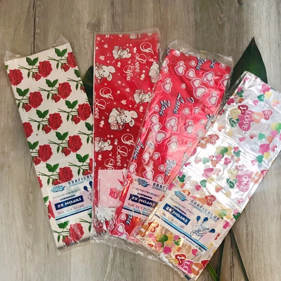 Valentine’s Day Gift Wrap Sheets✨4types of designs - Picture 1 of 6